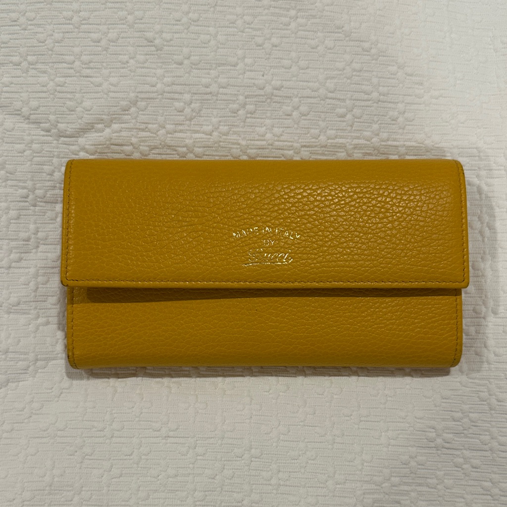 Gucci Women’s Yellow Swing Dollar Ca Wallet